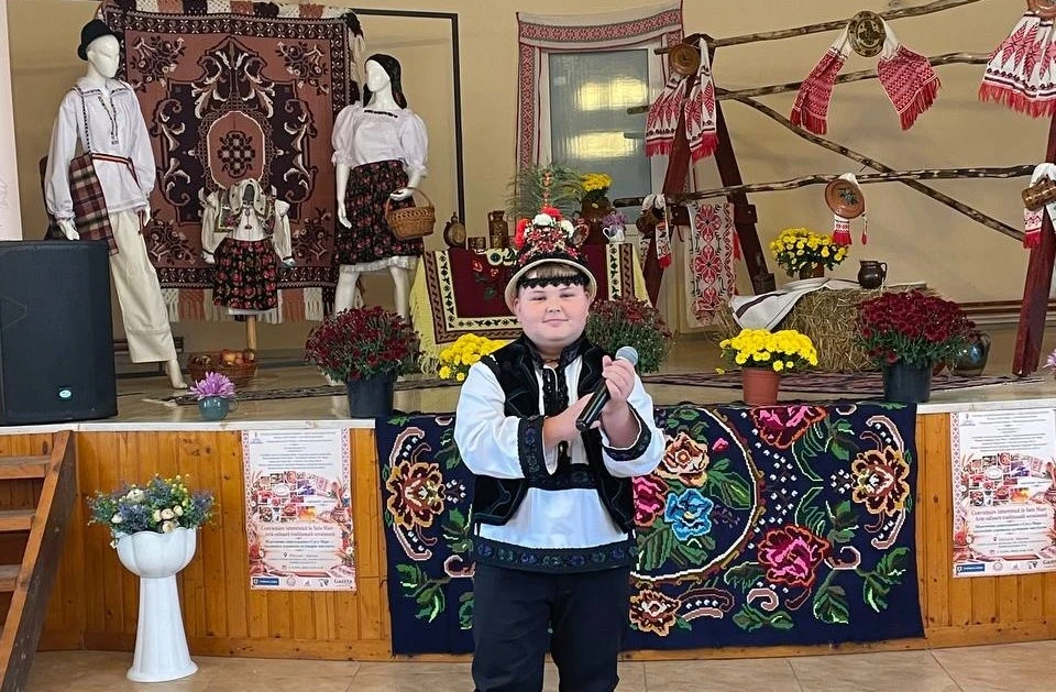 Борщ, вареники й закарпатські пісні: у Румунії українські традиції об’єднали чотири етнічні громади