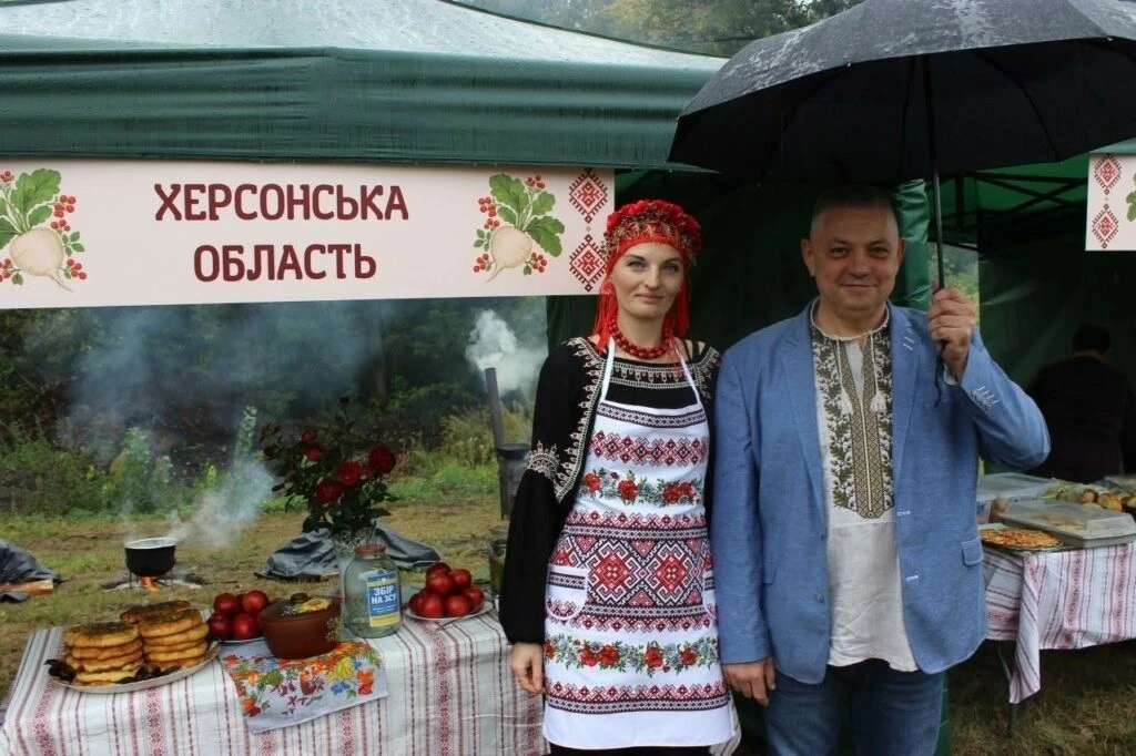 Нововоронцовська громада представила на гастрофестивалі родинний борщ «з перчинкою» 