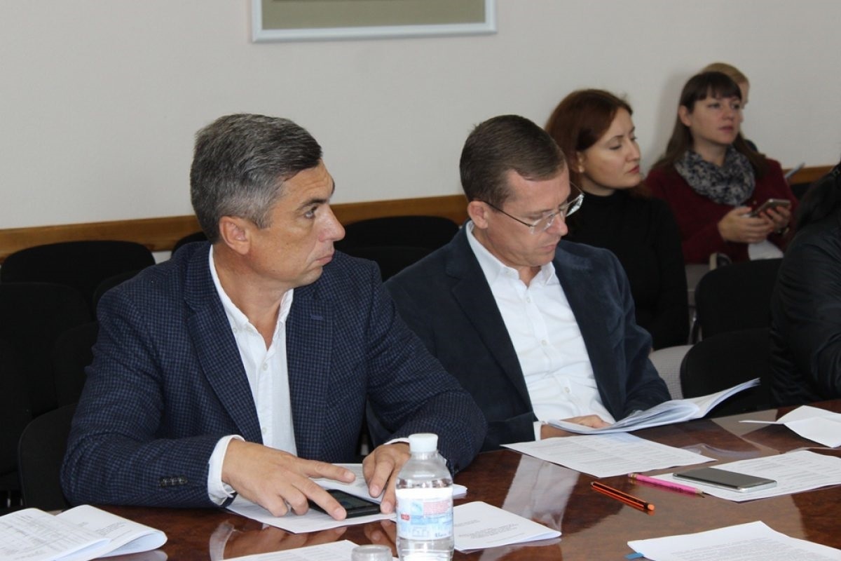 Геннадій Гомон на засіданні обласної конкурсної комісії