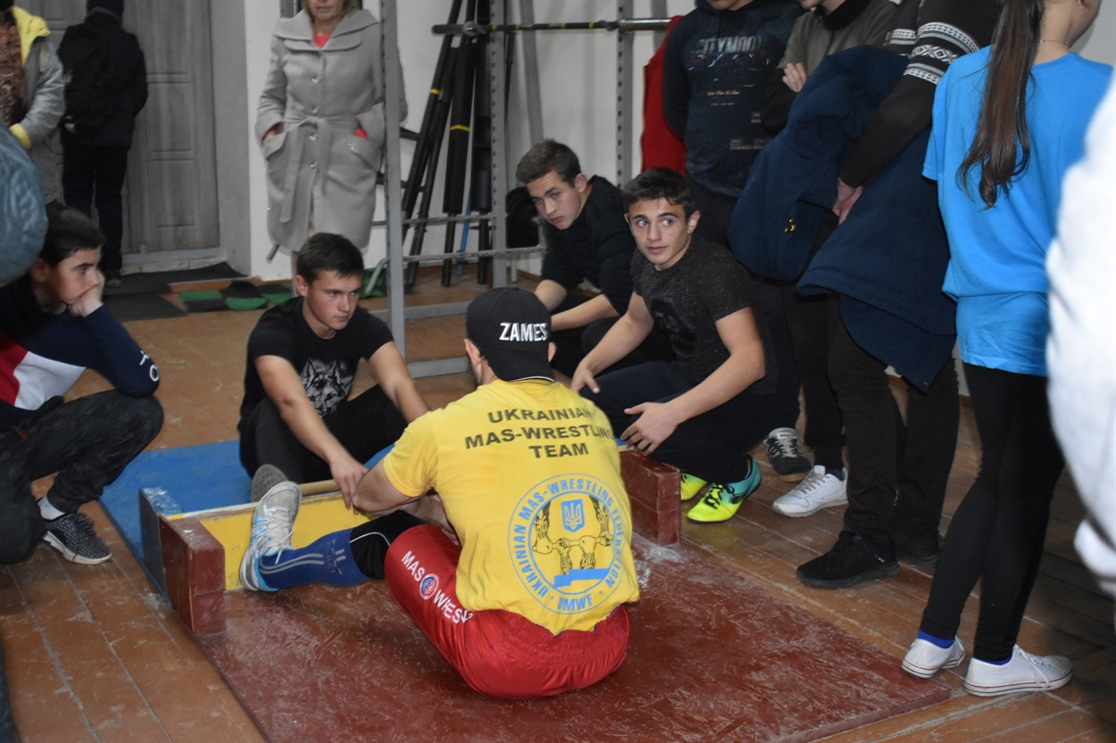 Звіаді Лосаков проводить тренування для нижньоторгаївських юніорів