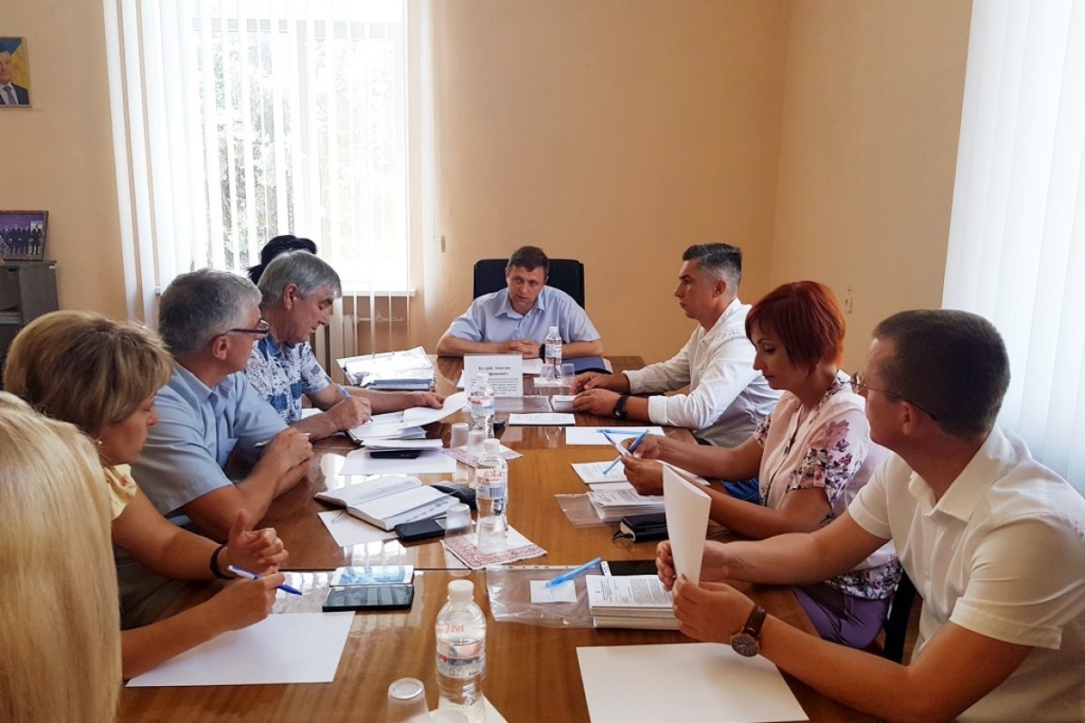 Засідання&nbsp;постійної комісії мандатної, з питань регламенту, депутатської діяльності та етики, захисту прав і свобод людини, законності і правопорядку, боротьби з корупцією, з питань місцевого самоврядування та адміністративно-територіального устрою