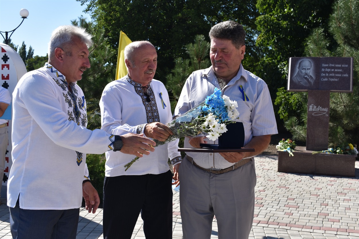 Дмитро Такаджи, Іван Яців, Микола Шмигирівський