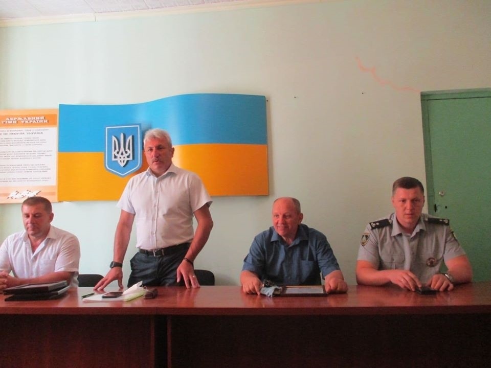 Зустріч з правоохоронцями
