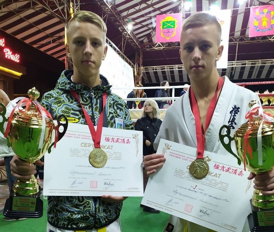 Брати Дучинські