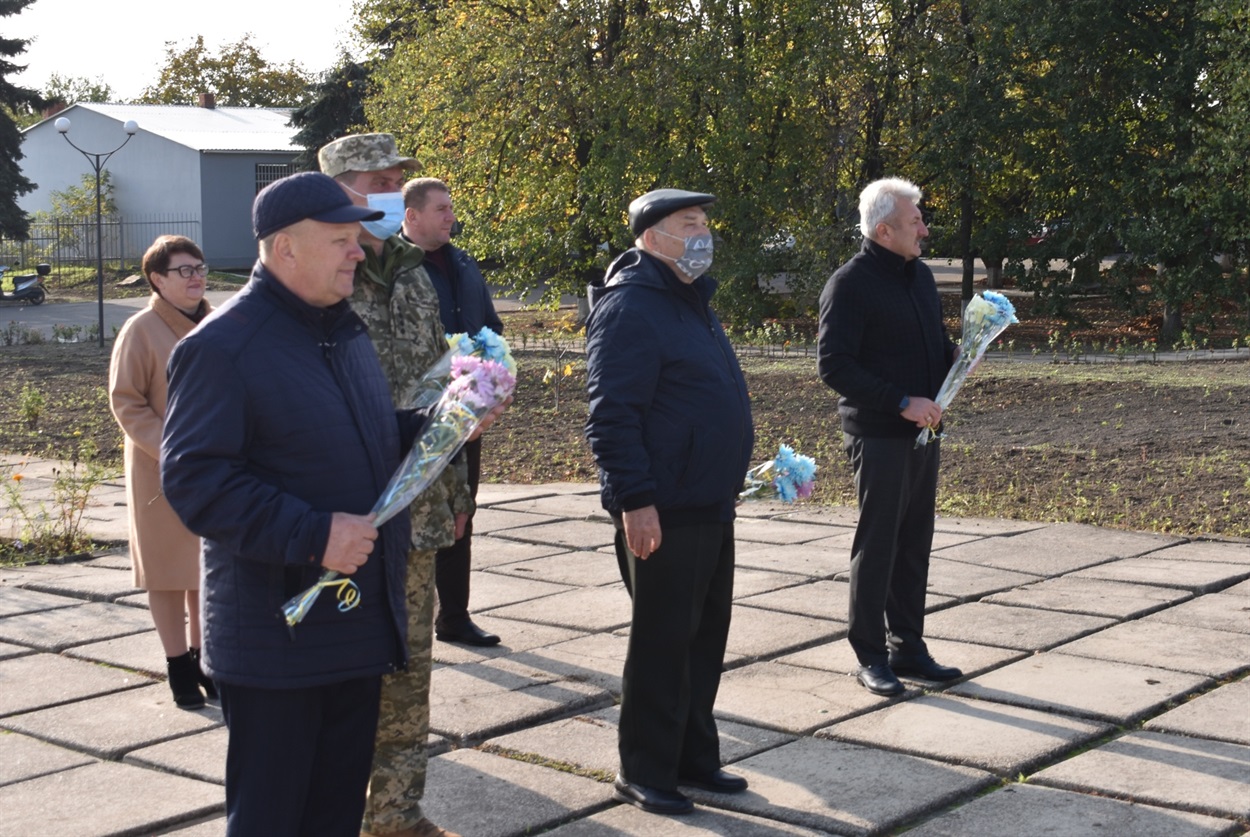 Пам’ять загиблих у роки війни вшанували хвилиною мовчання