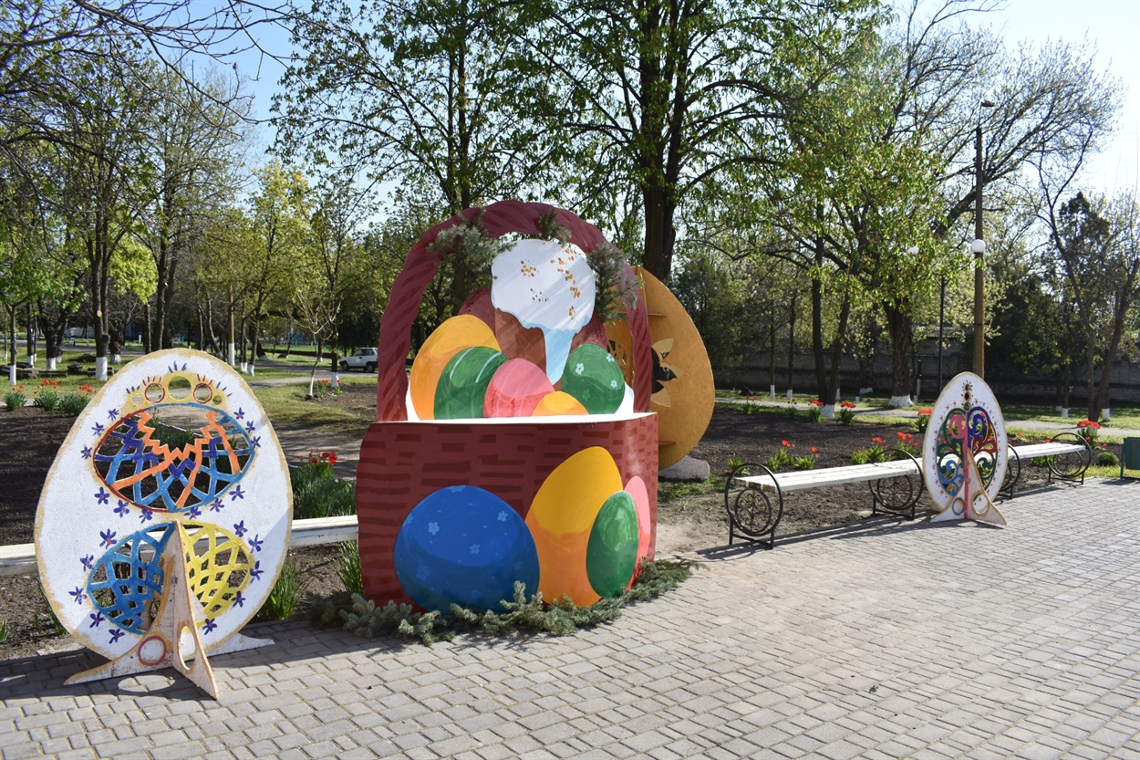 Святкова фотозона в Нижніх Сірогозах