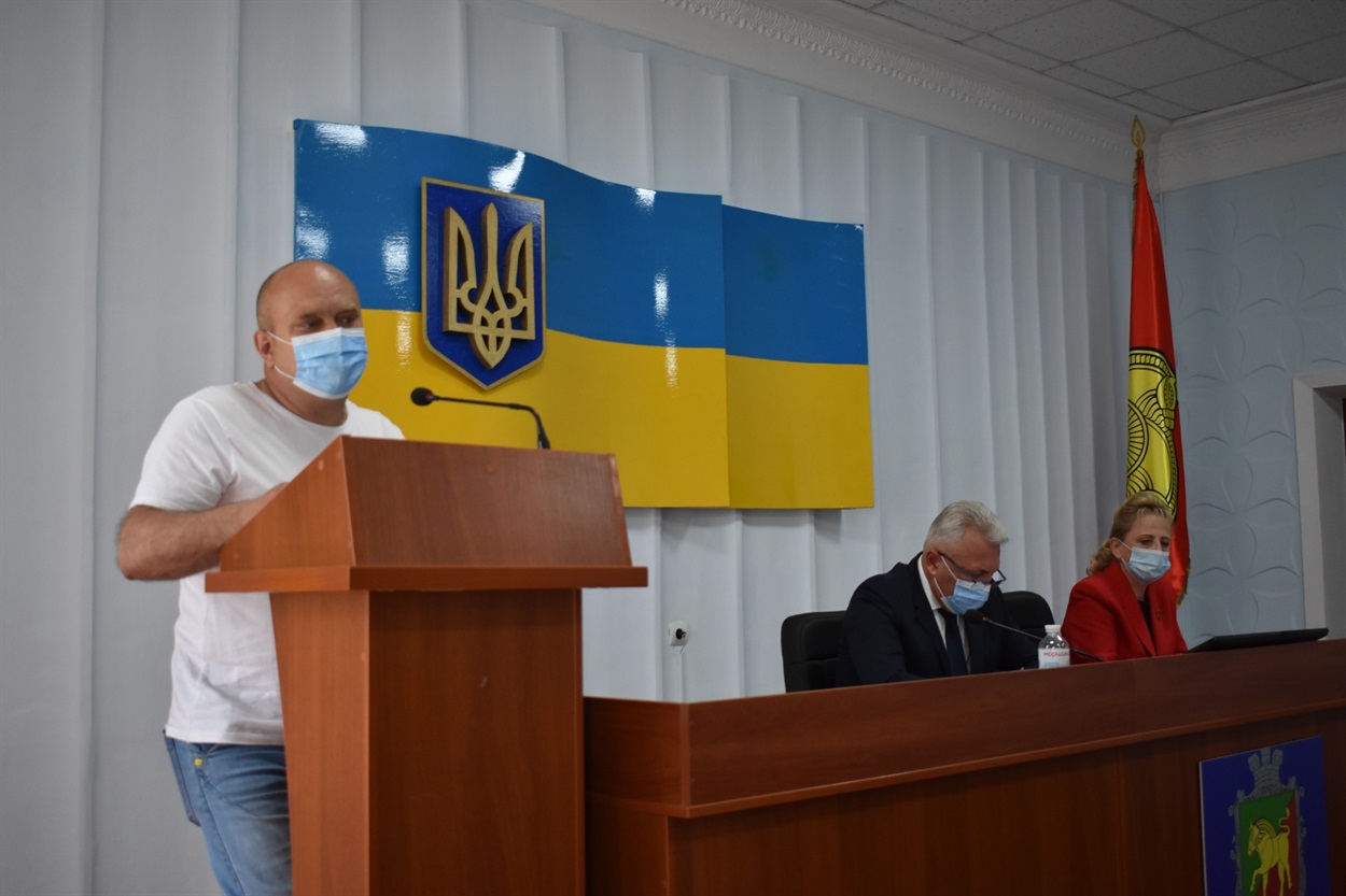На сесії опрацювали 46 земельних питань