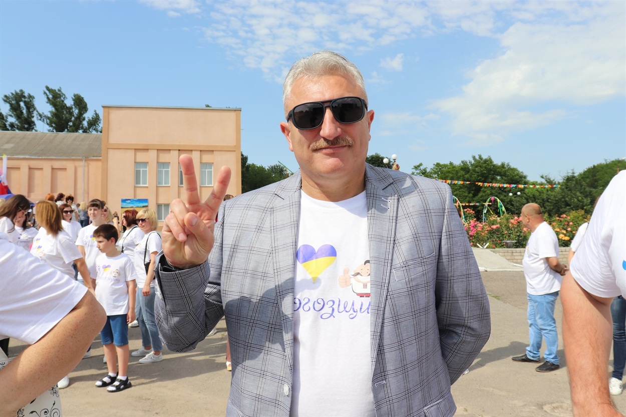 Громаду Сірогозщини вітає зі святом селищний голова Дмитро Такаджи