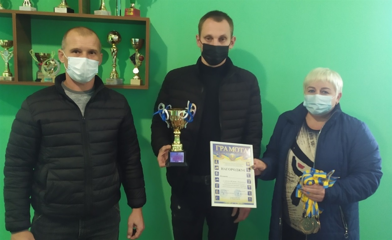 Нагороди вручили представнику команди ФК “Лепетиха”