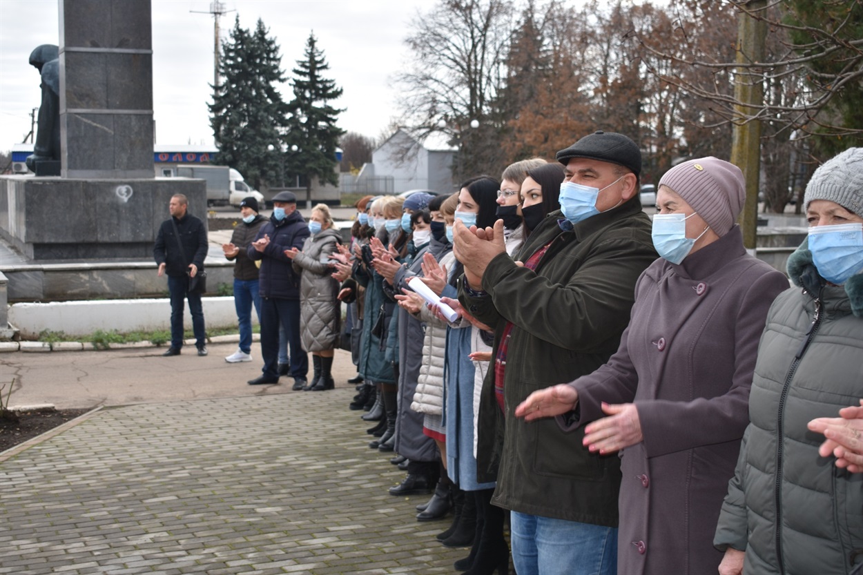 Відкриття ЦНАПу — радісна подія в житті селища