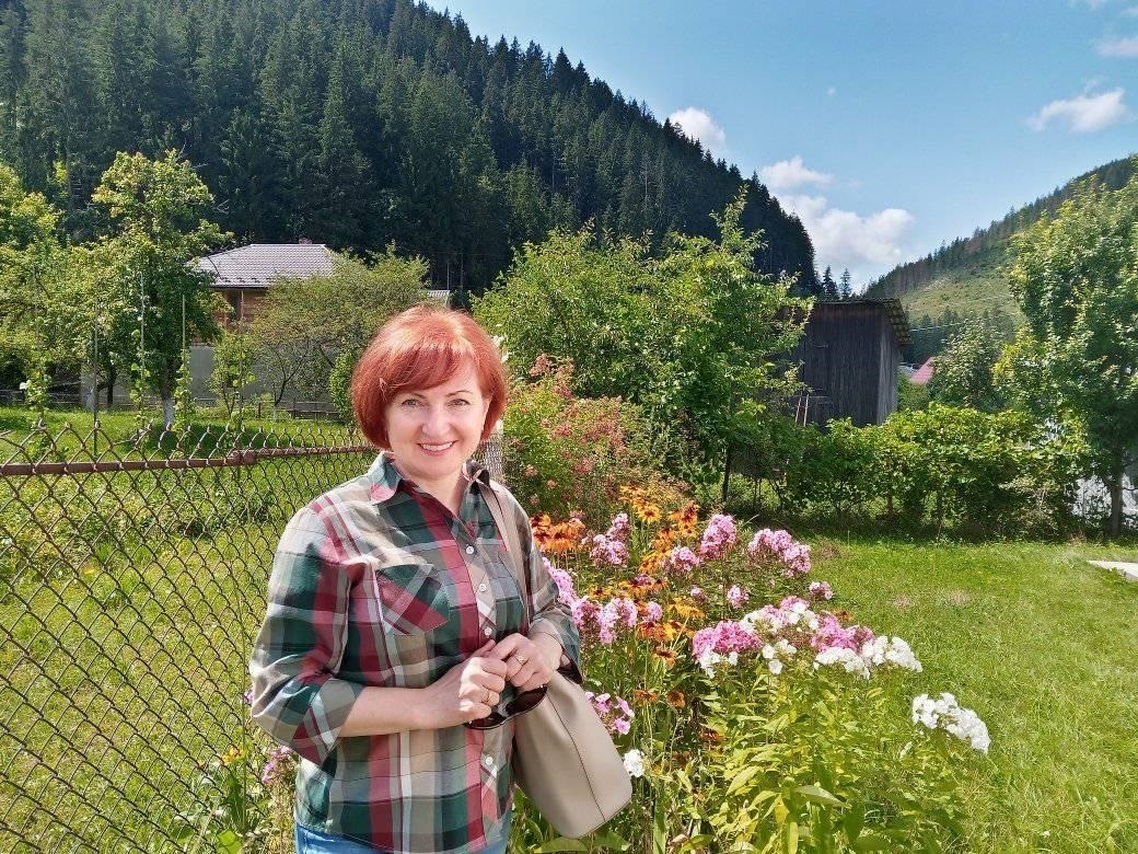 Олена Олійник
