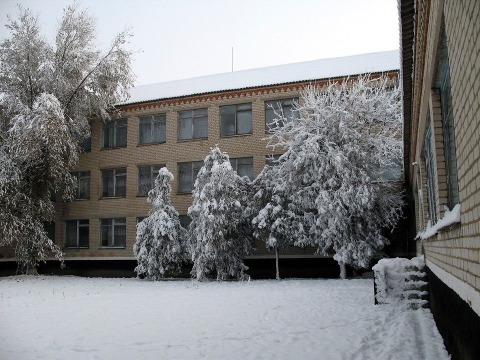 Агайманська школа. Архівне фото з сайту Агайманської школи https://75422frunzeschool.jimdofree.com/