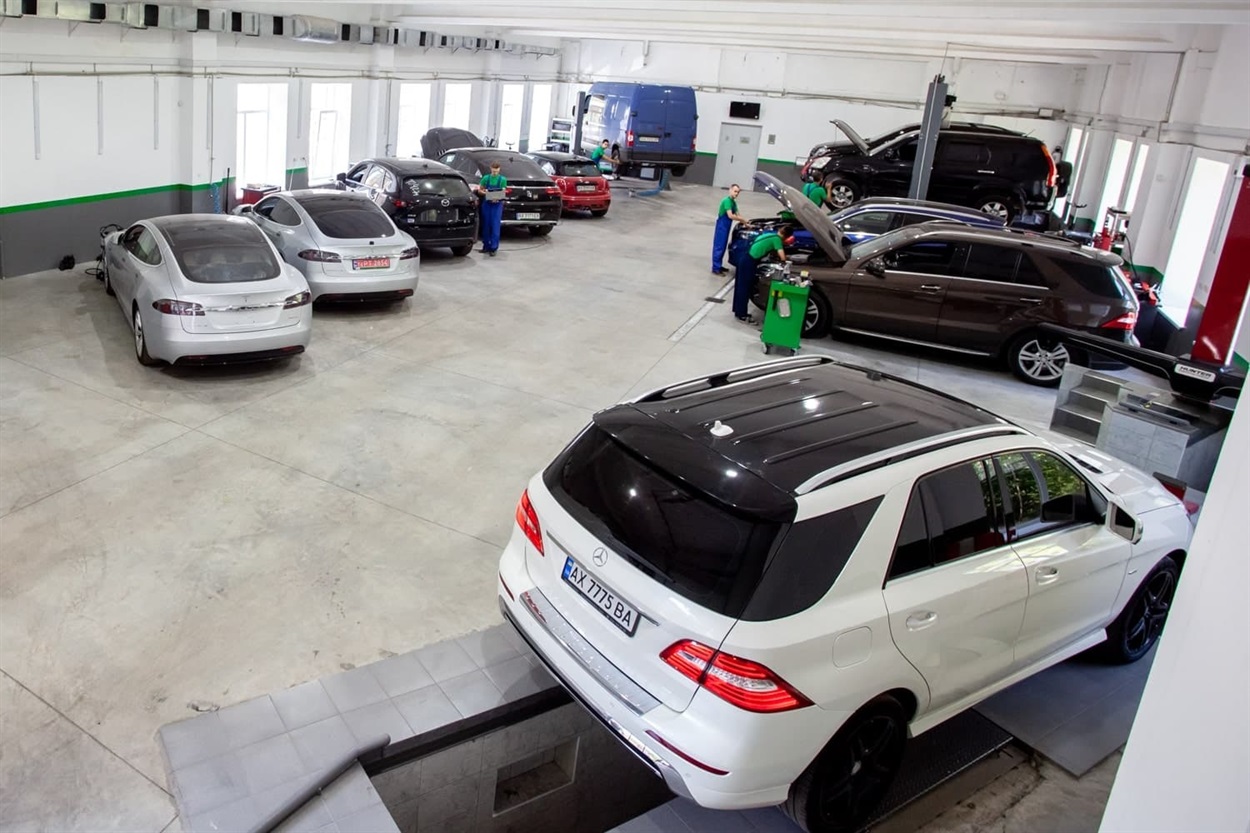https://elcars.ua/sto-kiev/mitsubishi/