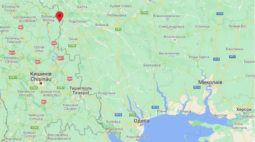 На карті показано місцезнаходження села Кобасне. Скріншот карти