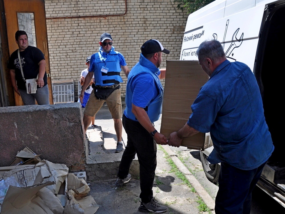 Гуманітарний вантаж від Угорської Екуменічної Служби Допомоги 