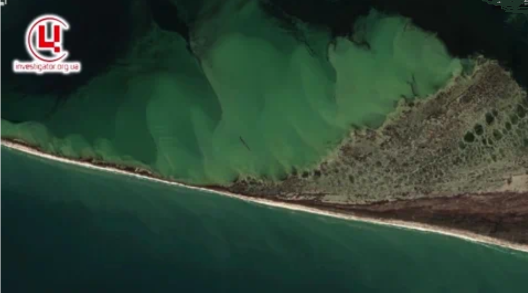 БУЛО. Берегова лінія Джарилгача до шторму в листопаді. Фото: супутник Sentinel-2