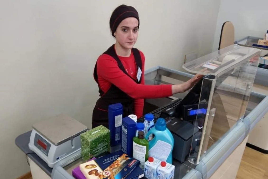 Підготовка фахівців за спеціальністю “Продавець продовольчих і непродовольчих товарів”