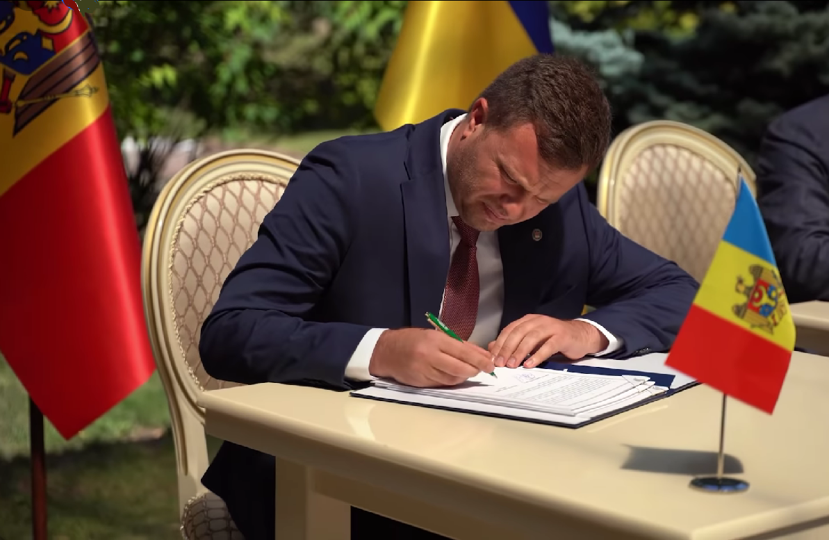 Серджіу Лазаренко, міністр навколишнього середовища Молдови. Одеса, 15.08.24. Скриншот відео з Facebook-сторінки Руслана Стрільця