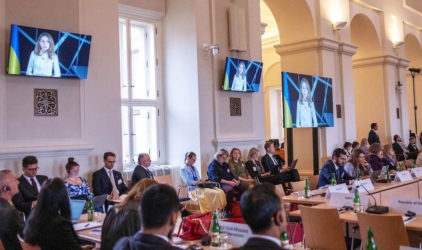 Відеозвернення Світлани Гринчук, Міністра захисту довкілля та природних ресурсів України на засіданні 31-го економіко-довкіллєвого Форуму ОБСЄ. Фото: з Facebook-сторінки Міндовкілля