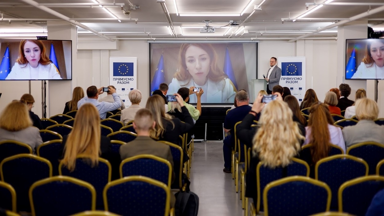 Відеозвернення Світлани Гринчук на APENA 3. Київ, 18.09.24. Фото: з Facebook-сторінки APENA 3