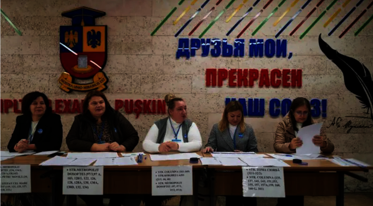 Виборча дільниця в Кишиневі. Фото з відкритих джерел