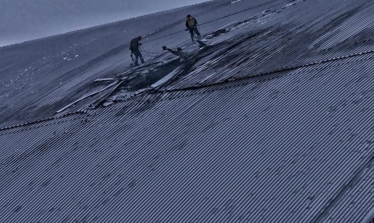 Тривають дослідження міжоболонкового простору Нового безпечного конфайменту. Фото: Yan Dobronosov
