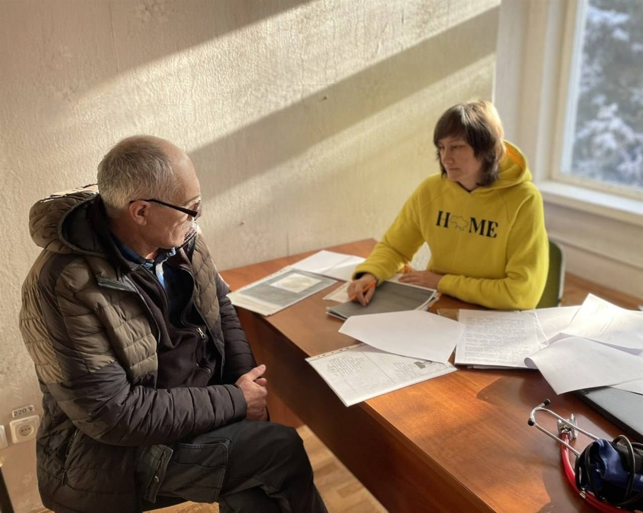 Херсонський обласний гуманітарний хаб в Києві. Фото: Телеграм-канал Херсонської ОВА