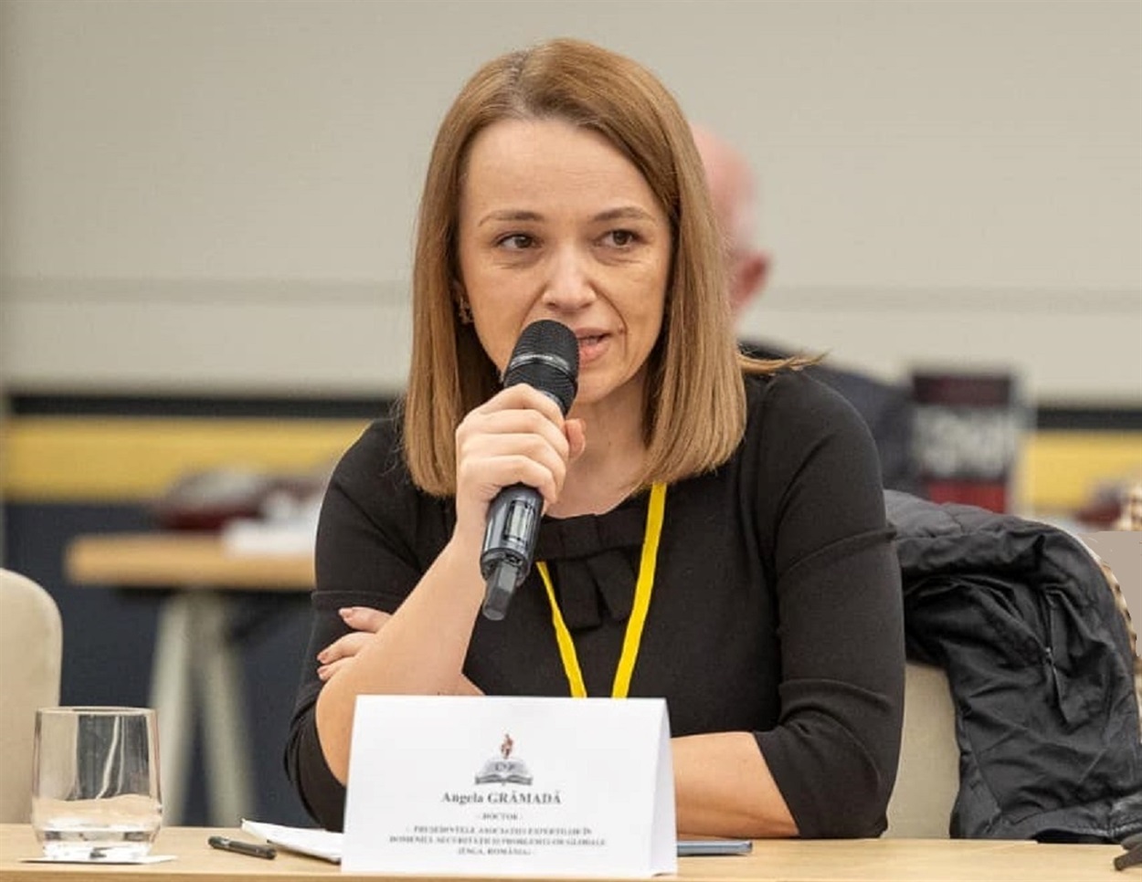 Анжела Громада, румунська експертка з безпеки та глобальних справ (ESGA) 