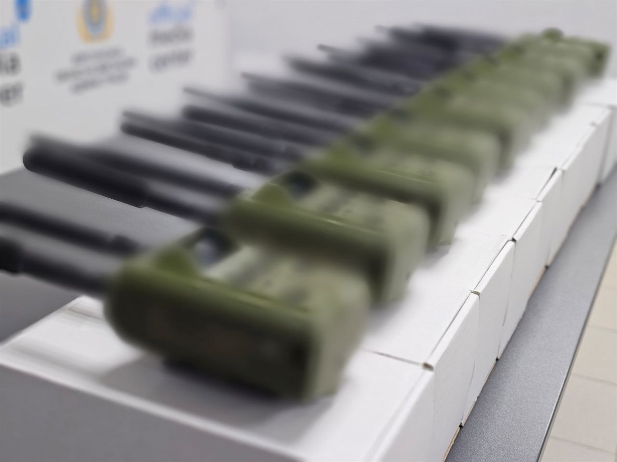 Засоби радіоелектронної розвідки передали для херсонської бригади берегової оборони морської піхоти. Фото: Telegram-канал Олександра Прокудіна