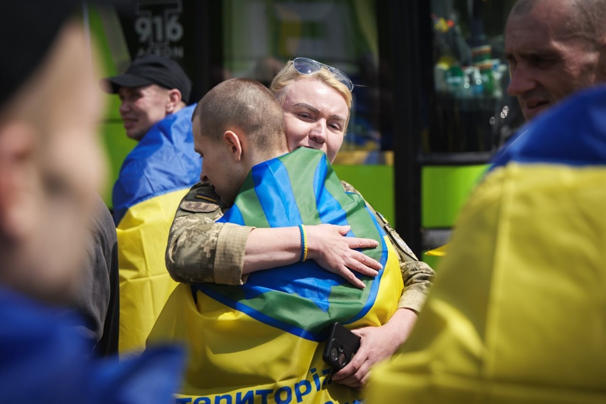 Повернення українських військовополонених. Фото: Телеграм-канал Zelenskiy/Оfficial