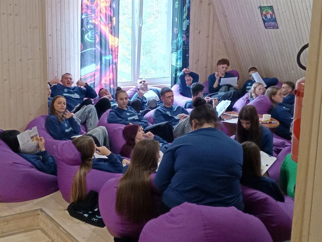 Навчальні заняття у Catch-up Camp “Покоління Перемоги”. Фото з особистого архіву Максима Петренка