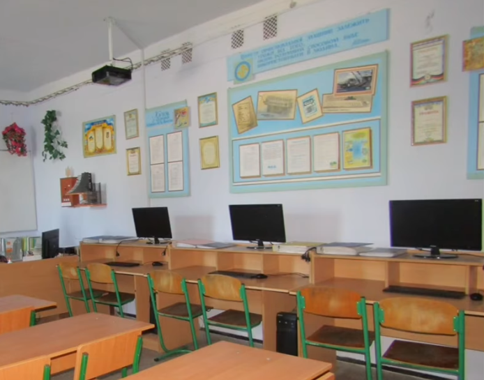 Коли дім далеко, але серце вдома: день народження Горностаївського ліцею