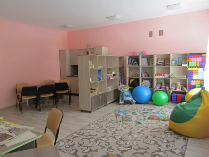 Коли дім далеко, але серце вдома: день народження Горностаївського ліцею