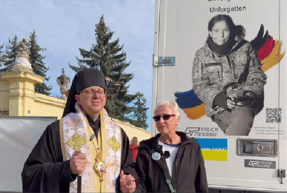 Володимир Груца, єпископ-помічник Львівської єпархії УГКЦ, Уля Ваґнер — мама загиблої німецької лікарки Діани Савіти Ваґнер