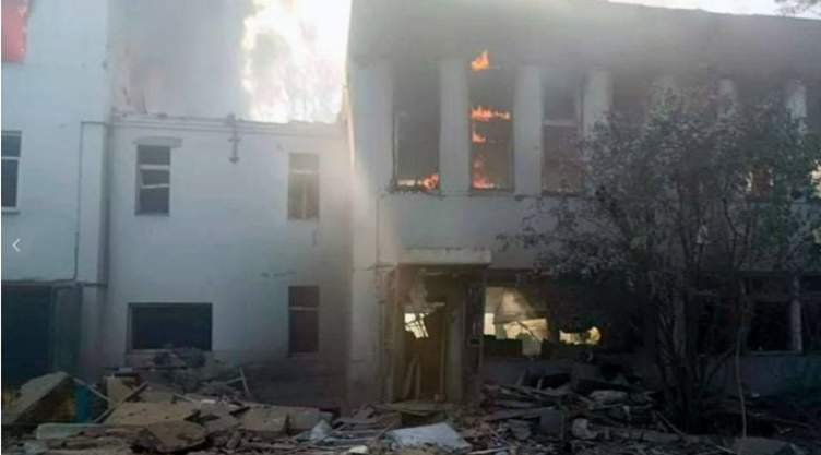 Архів РІА “Південь”. Моторний завод після “прильоту”