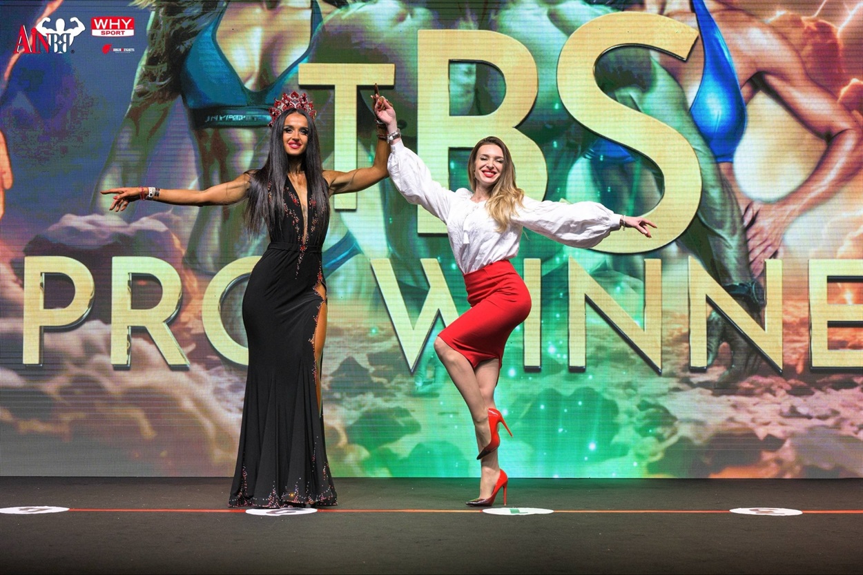 Сценічні образи для виступу Альони Ковальчук (на фото ліворуч) на The Best Natural in Show створила Світлана Сидоренко (на фото праворуч). 2025 рік. Фото: A.I.N.B.B