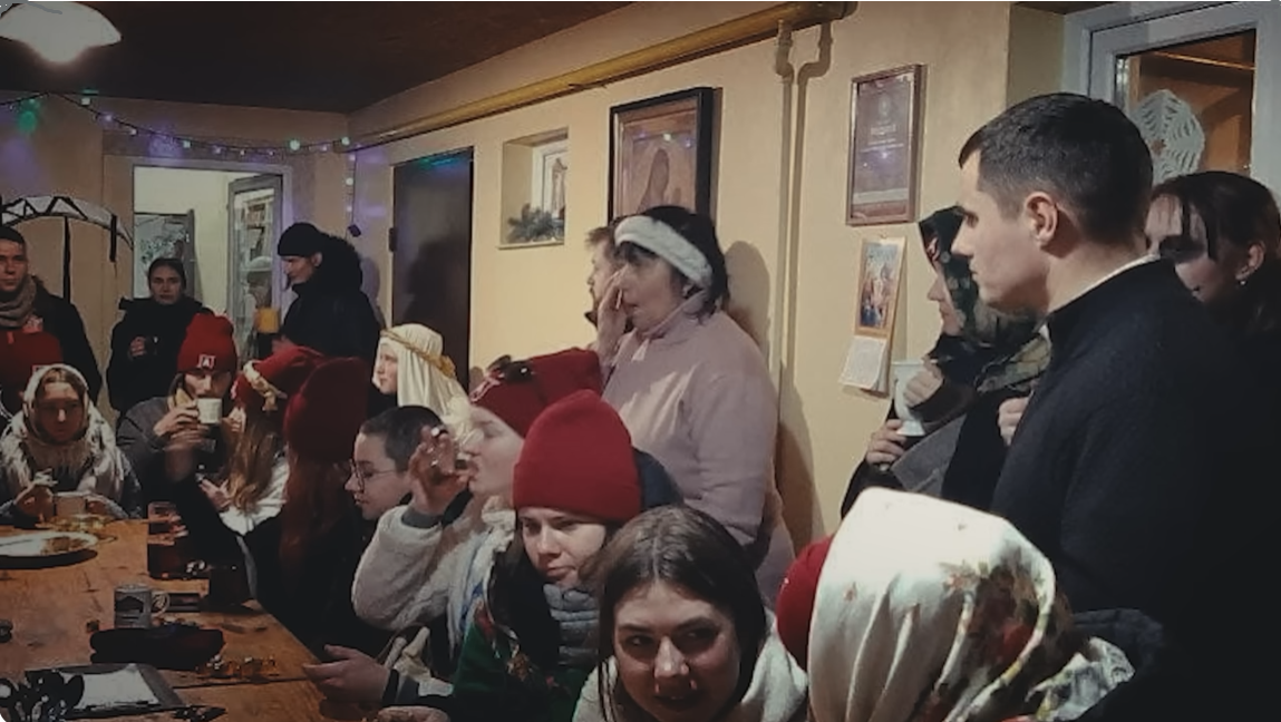 Тиск на священослужителів УГКЦ посилився після псевдореферендумів, коли, незважаючи ні на що, священники відмовлялися визнавати російську владу і продовжували служіння тим, хто залишився в окупації. Скриншот відео