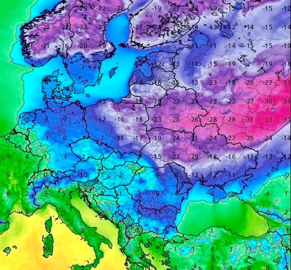 Теплий циклону “Romina” поступово відтіснить антициклон «Daniel», що приніс в Україну аномальну холоднечу. Віталій Постригань / Facebook