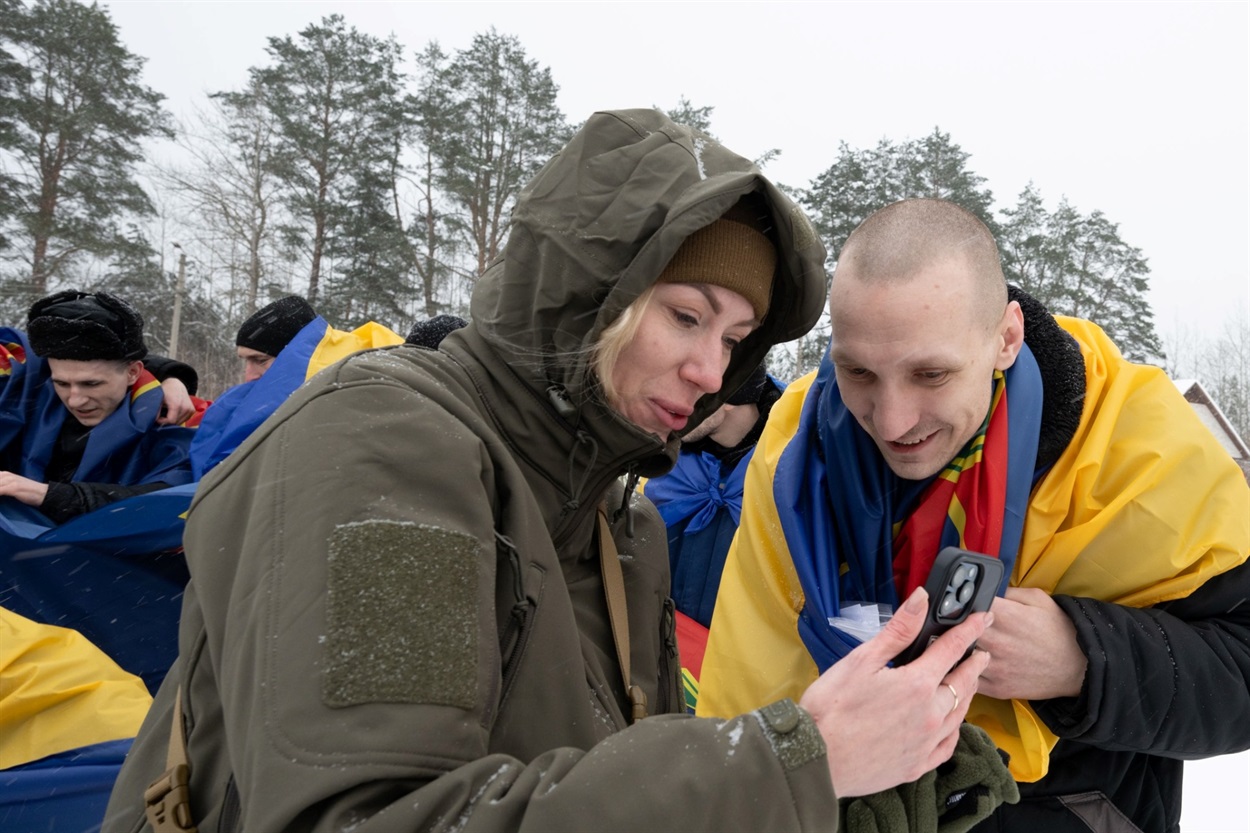 5 лютого 2026 року, відбувся перший у цьому році та 71-й за ліком обмін полоненими. Фото: Facebook-сторінка Володимира Зеленського