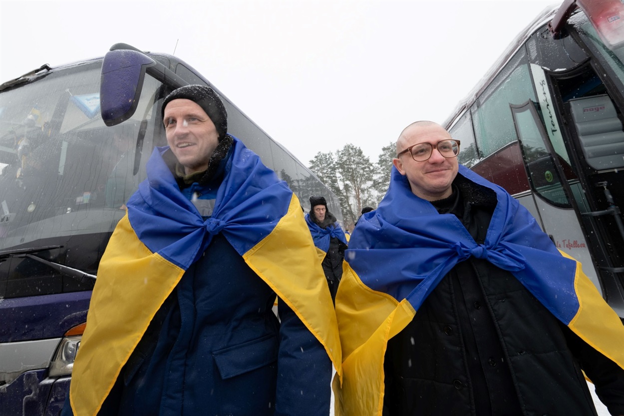 5 лютого 2026 року, відбувся перший у цьому році та 71-й за ліком обмін полоненими. Фото: Facebook-сторінка Володимира Зеленського