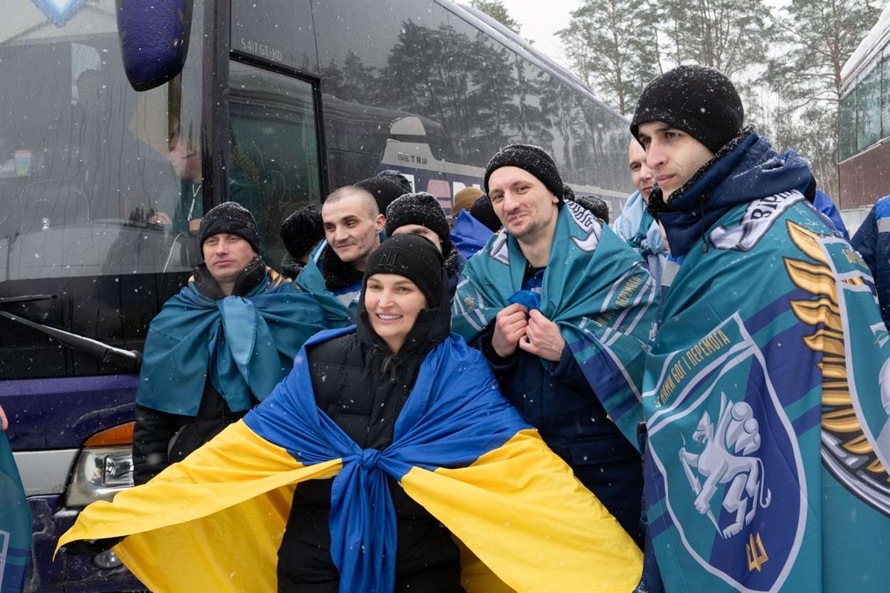 5 лютого 2026 року, відбувся перший у цьому році та 71-й за ліком обмін полоненими. Фото: Facebook-сторінка Володимира Зеленського