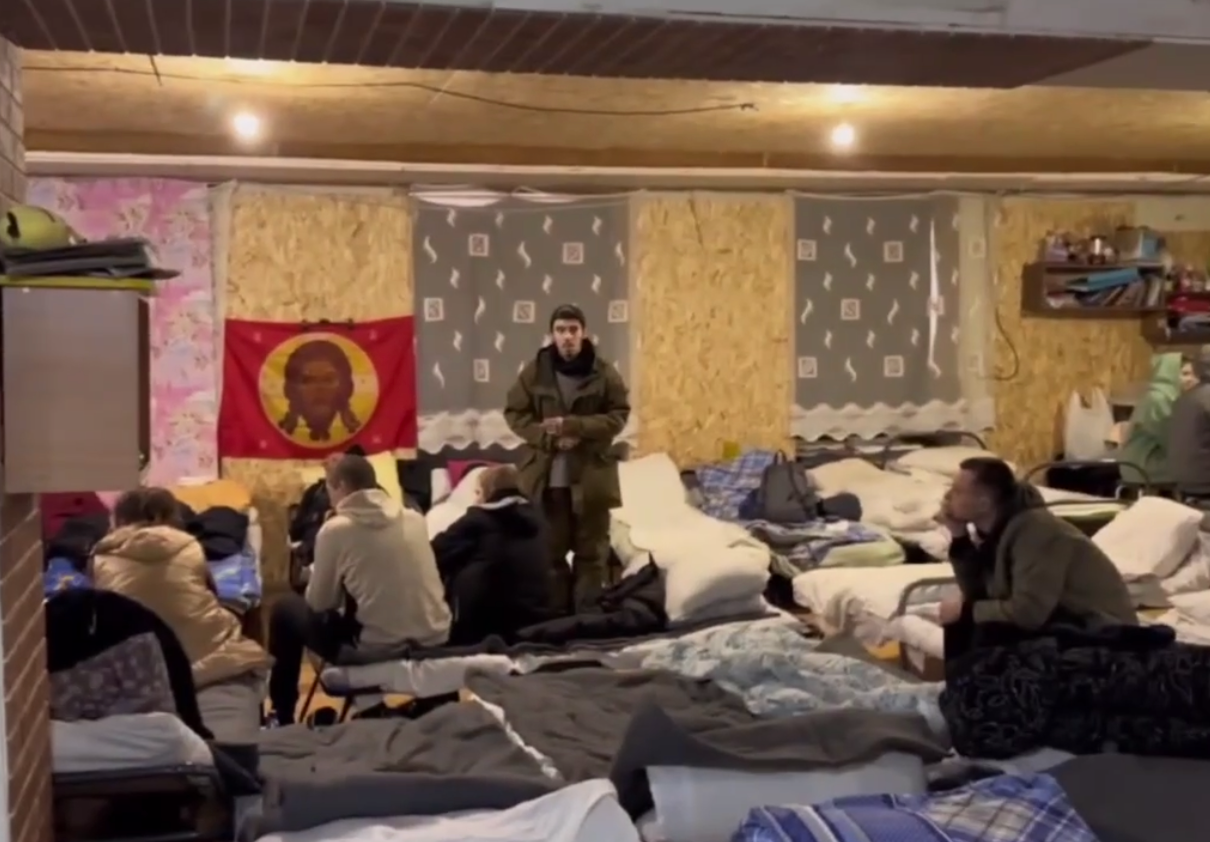 Мешканці пункту тимчасового перебування