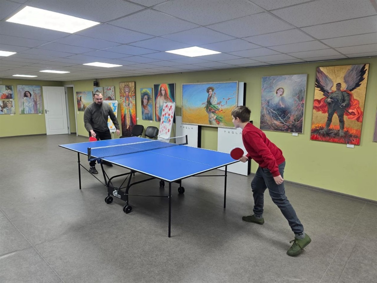 Заняття у координаційному центрі “Вільні разом” у Дніпрі. Фото: Херсонська ОДА