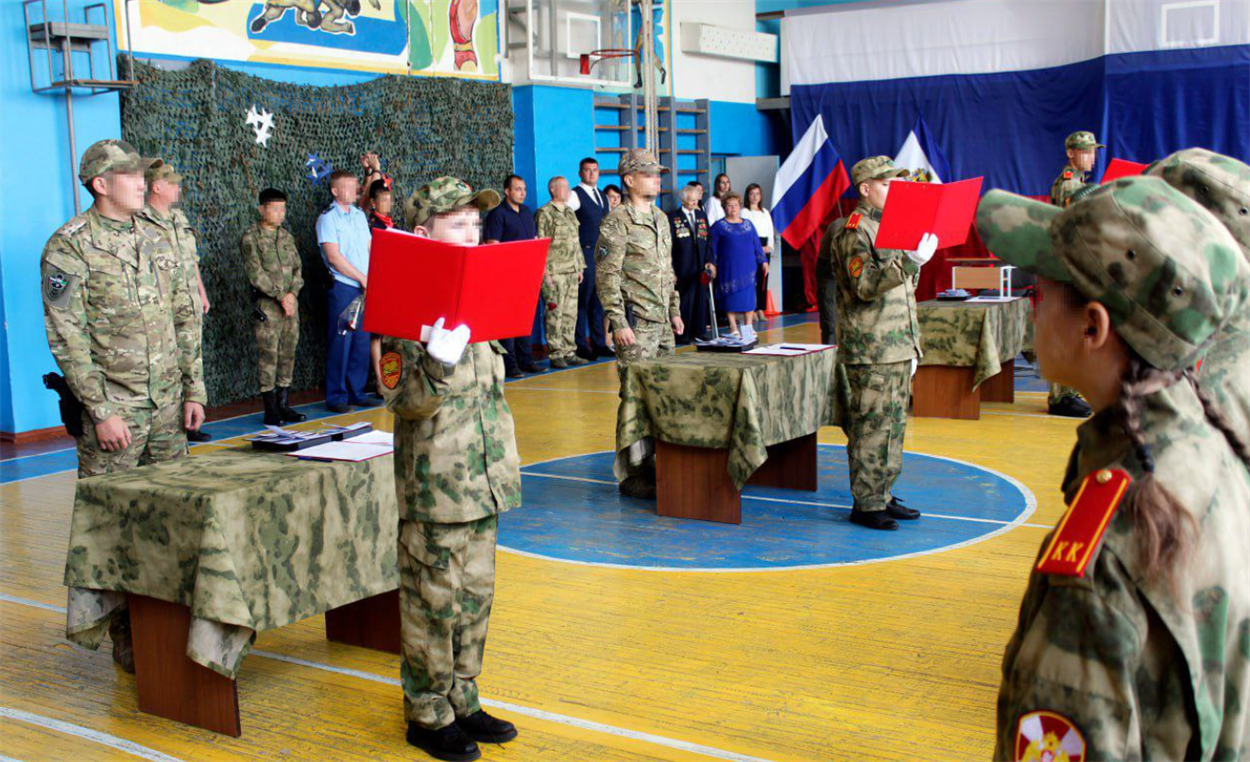 “Класи Росгвардії” на окупованій Херсонщині. Фото окупаційне медіа