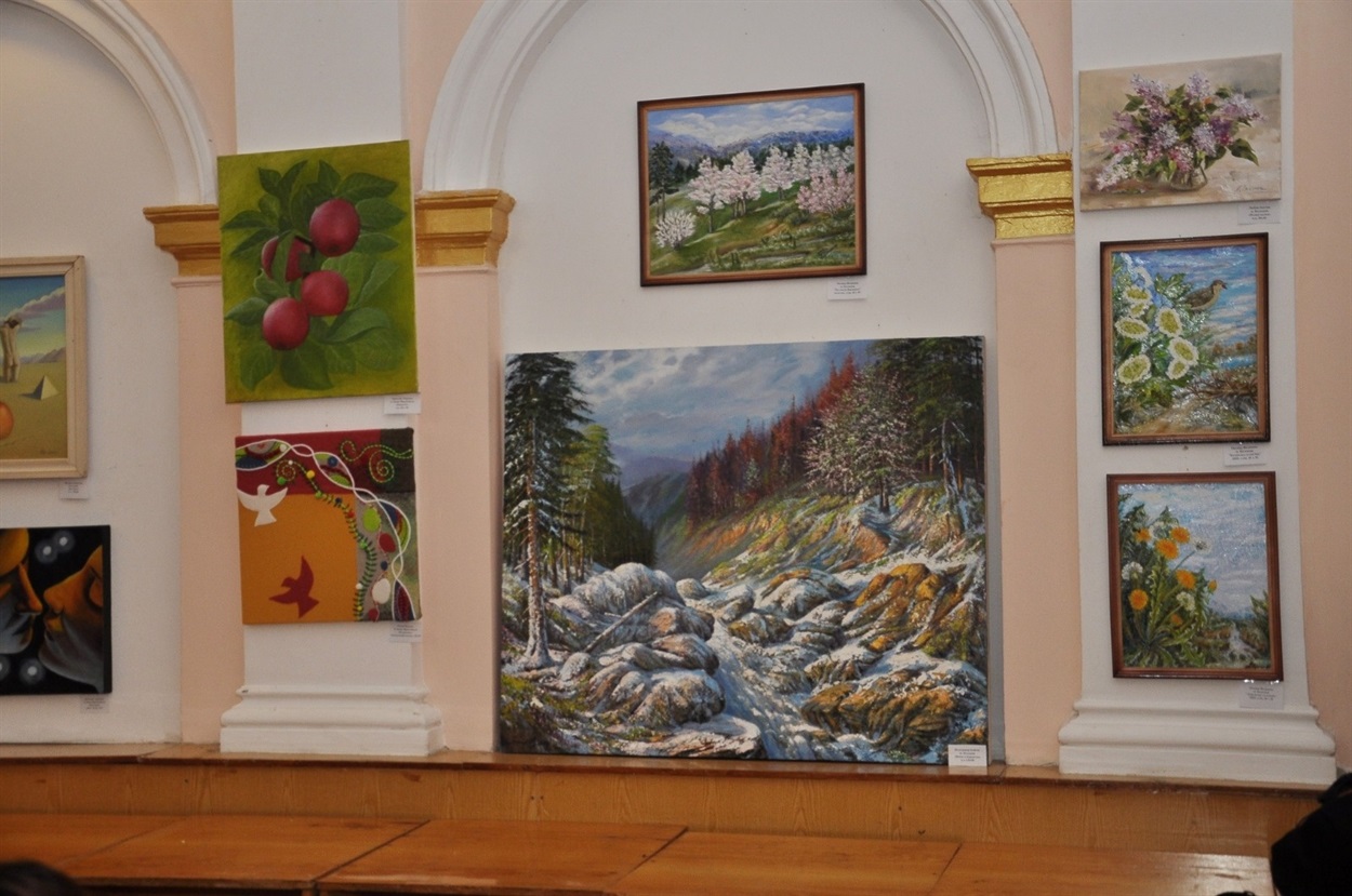 Виставка “Великодній вернісаж”. Фото: Департамент реалізації гуманітарної політики ХОДА