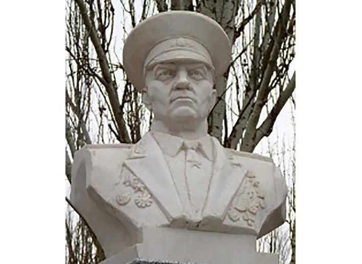 Погруддя командувача повітряно-десантних військ часів СРСР, генерала Василя Маргелова