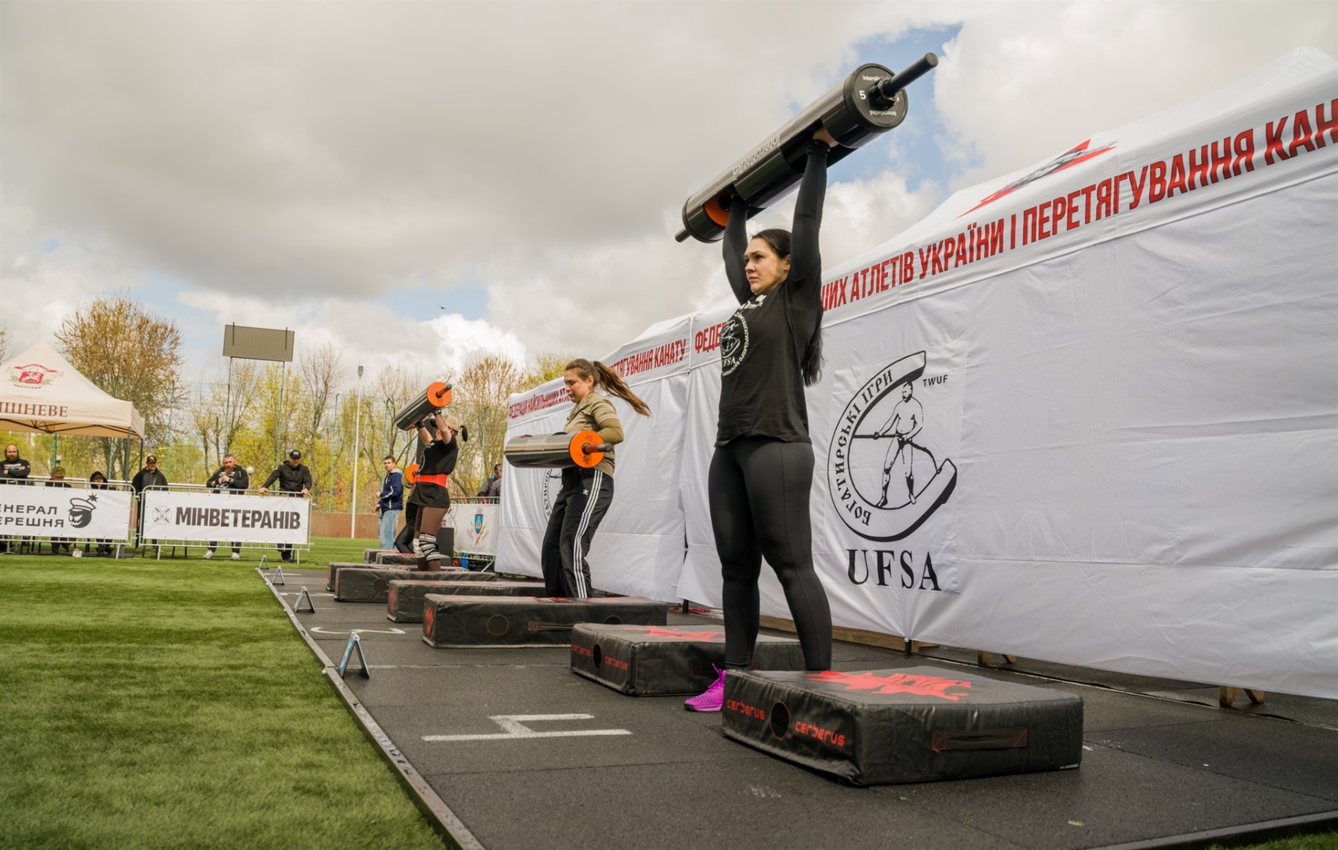 На Київщині пройшов І-й етап Кубка України: ветерани та військові змагалися у силі