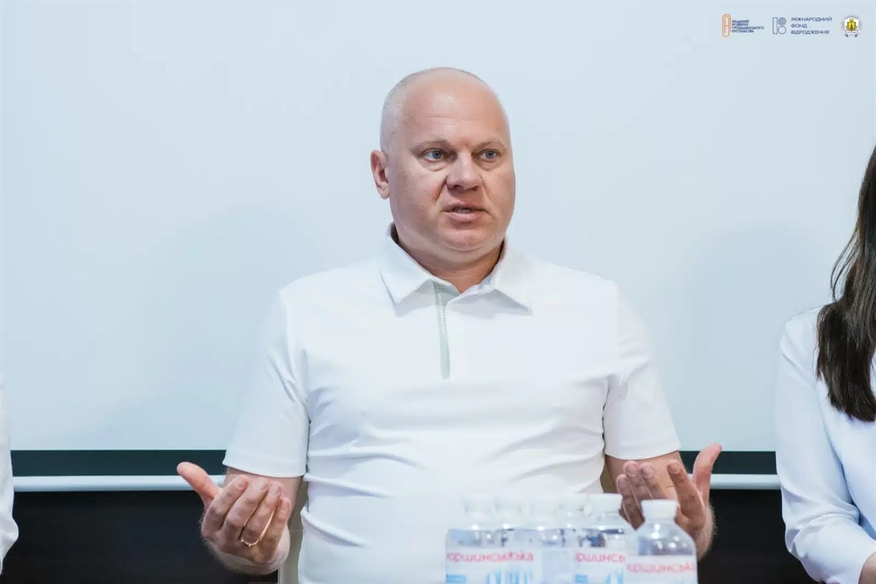 Дмитро Ляхно, очільник Горностаївської селищної військової адміністрації. Фото: Любов Рудя